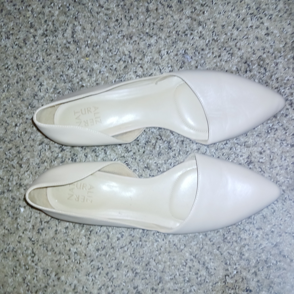 Naturalizer Cream Flats